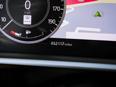 Used 2020 Land Rover Range Rover SV Autobiography Dynamic image 16