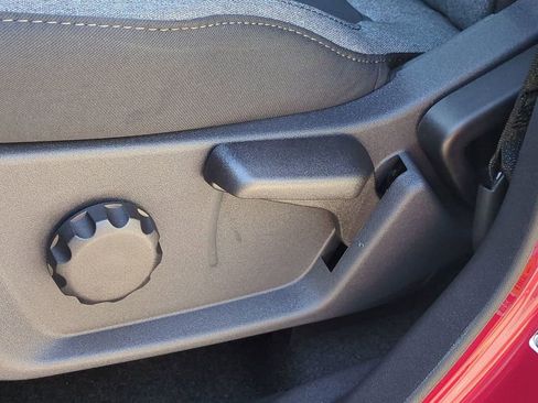 New 2025 Ford Bronco 4-Door image 21