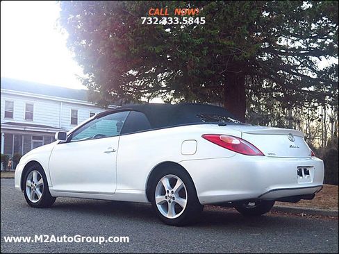 Used 2005 Toyota Solara SLE image 3