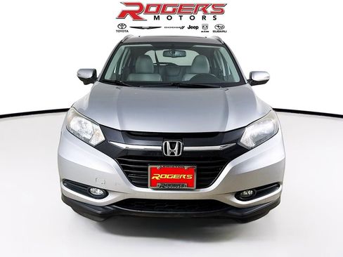 Used 2017 Honda HR-V EX-L image 2