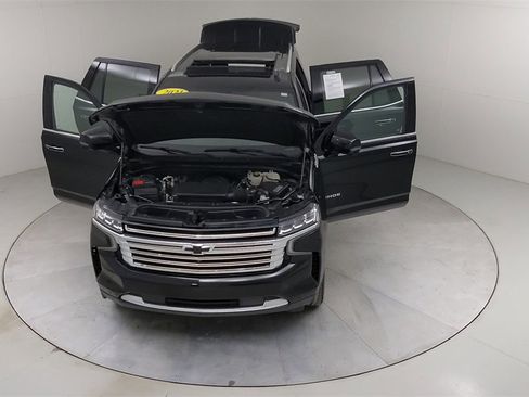 Used 2021 Chevrolet Tahoe High Country w/ Premium Package image 46