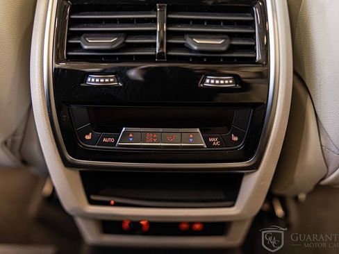 Used 2019 BMW X7 xDrive40i w/ Premium Package image 41