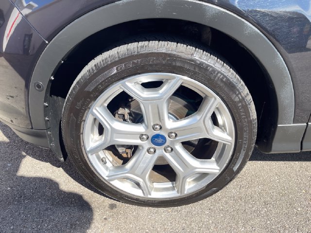 Used 2019 Ford Escape Titanium AWD/4WD image 25