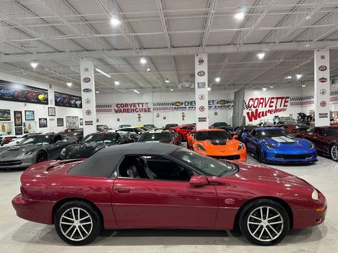 Used 2002 Chevrolet Camaro Z28 w/ SS Performance/Appearance Pkg image 5