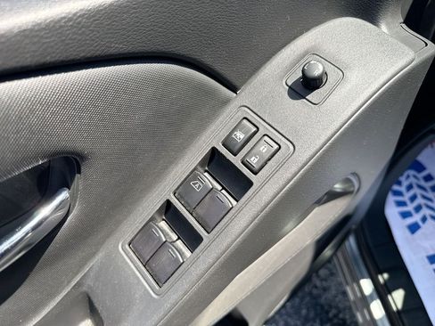 Used 2024 Nissan Frontier SV AWD/4WD image 60