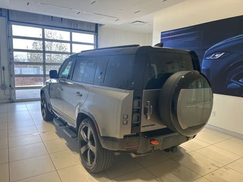 Used 2024 Land Rover Defender 110 X image 2