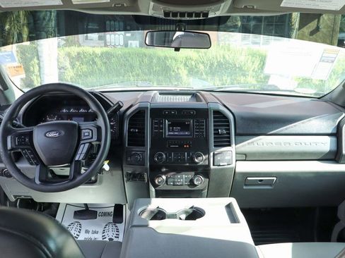 Used 2019 Ford F250 XL w/ Power Equipment Group image 26