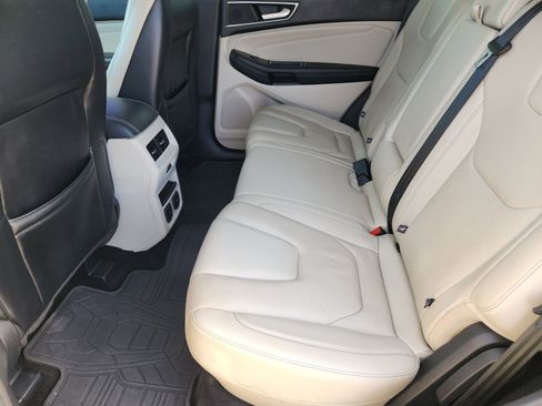 Used 2015 Ford Edge Titanium w/ Equipment Group 301A image 33