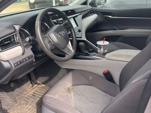 Used 2019 Toyota Camry LE image 15