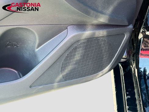 Used 2024 Nissan Altima 2.5 SR FWD image 23