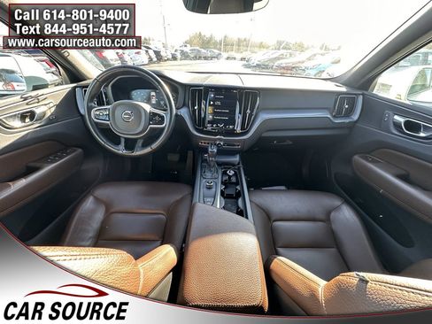 Used 2018 Volvo XC60 T6 Momentum w/ Advanced Package image 15