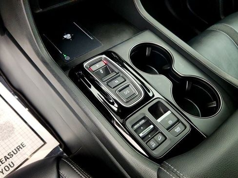 Used 2023 Honda Pilot EX-L image 16