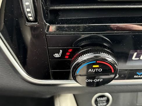 Certified 2023 Nissan Rogue SL w/ SL Premium Package image 18