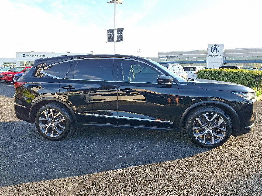 Used 2024 Acura MDX w/ Technology Package AWD/4WD image 7