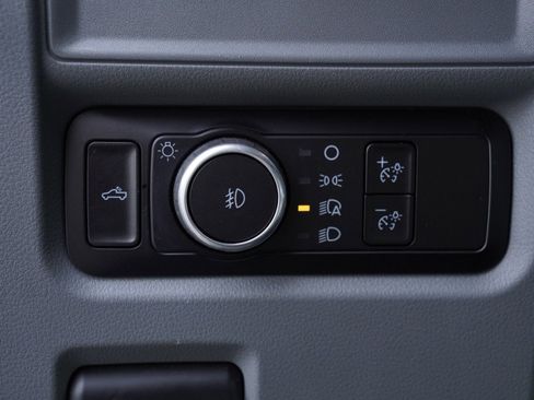 Used 2023 Ford F150 XLT image 12