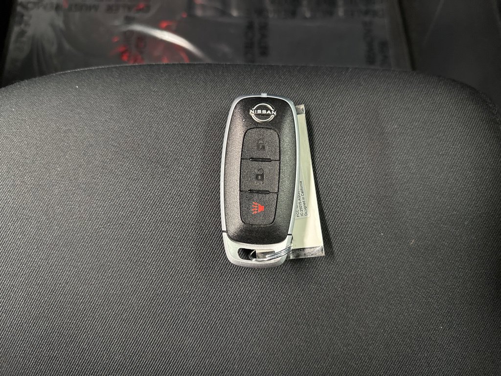 Used 2025 Nissan Pathfinder S AWD/4WD image 38