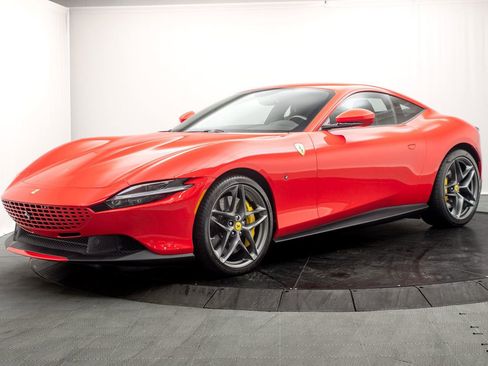 Used 2022 Ferrari Roma RWD image 7