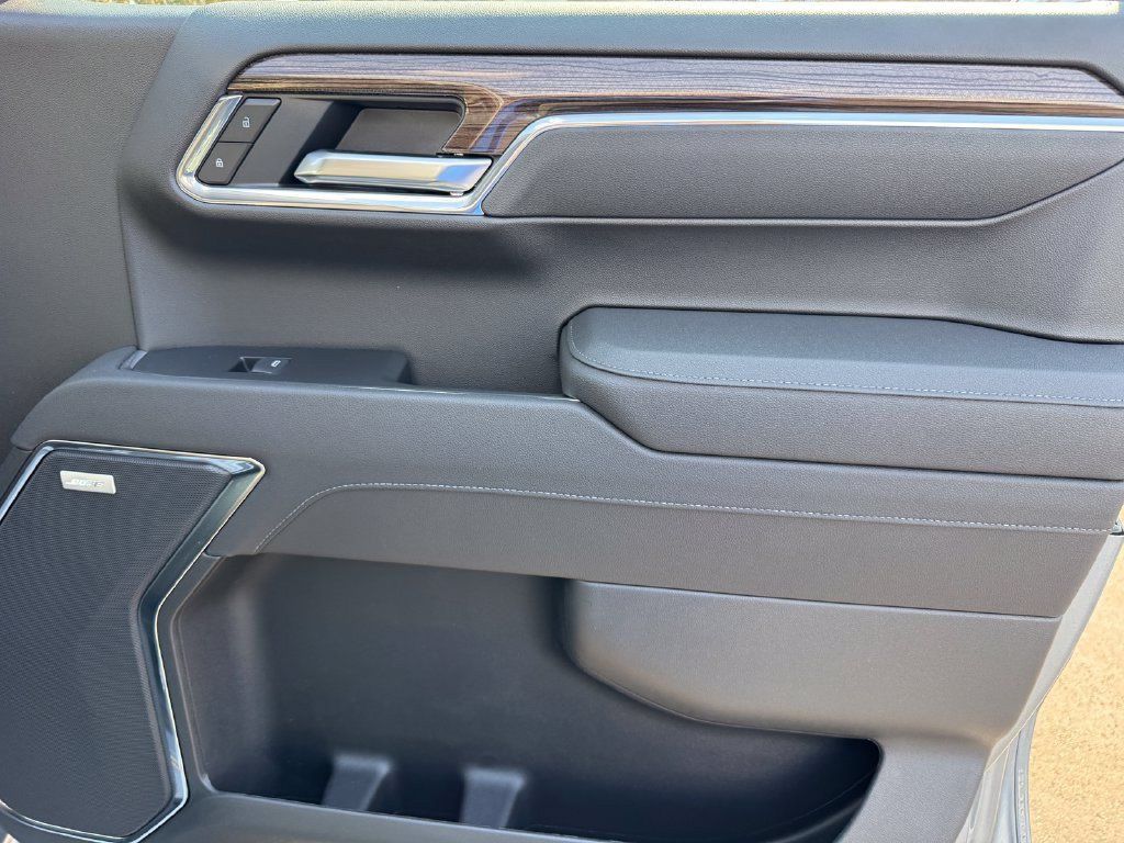 New 2026 Chevrolet Silverado 1500 LT Trail Boss w/ LT Trail Boss Premium Package AWD/4WD image 10