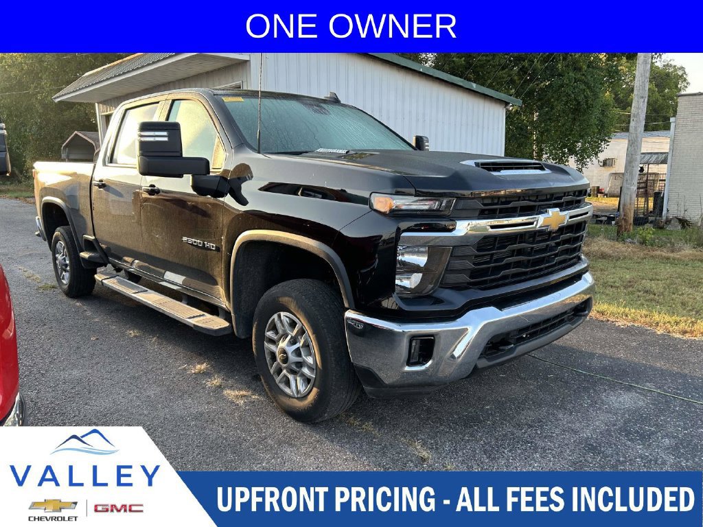 Used 2025 Chevrolet Silverado 2500 LT w/ Convenience Package AWD/4WD image 1