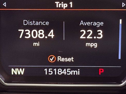 Used 2021 GMC Sierra 1500 AT4 w/ AT4 Premium Package image 23