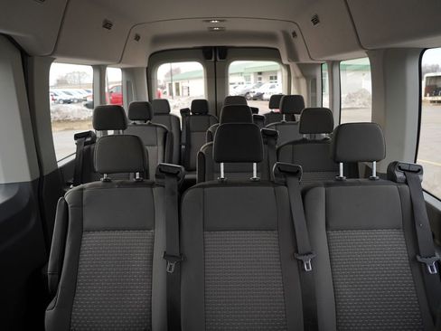 Used 2023 Ford Transit 350 XLT image 33