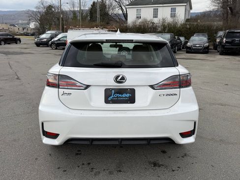Used 2014 Lexus CT 200h image 7