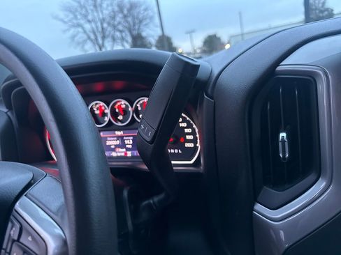 Used 2022 Chevrolet Silverado 1500 Custom Trail Boss w/ Midnight Edition image 23