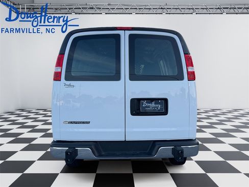 Used 2024 Chevrolet Express 2500 w/ Driver Convenience Package image 4