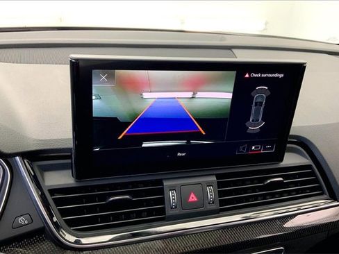 Certified 2022 Audi SQ5 Premium image 21