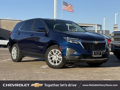 Used 2022 Chevrolet Equinox LT image 1
