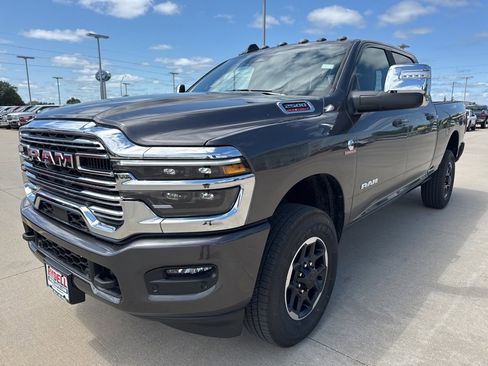 New 2025 RAM 2500 Laramie image 19