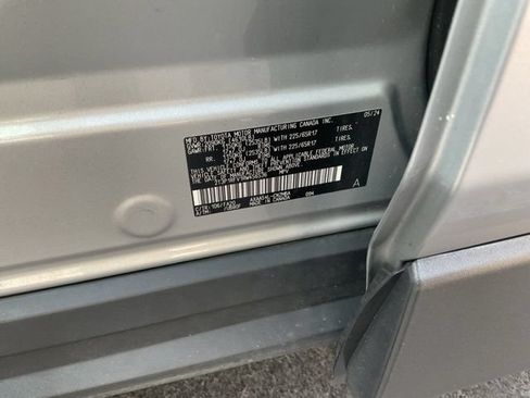 Used 2024 Toyota RAV4 XLE AWD/4WD image 22
