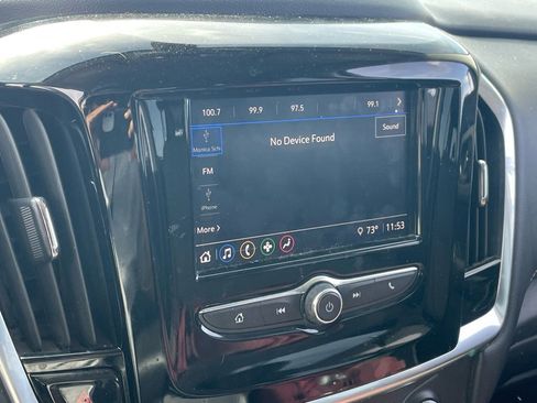 Used 2021 Chevrolet Traverse LS image 5