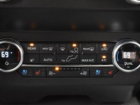 Used 2021 Ford Expedition Max XLT RWD image 21