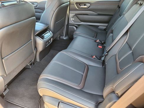 New 2025 Nissan Armada SL image 26