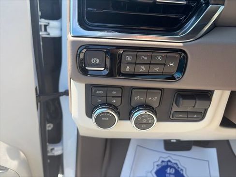 New 2026 GMC Yukon Denali w/ Advanced Technology Package AWD/4WD image 20