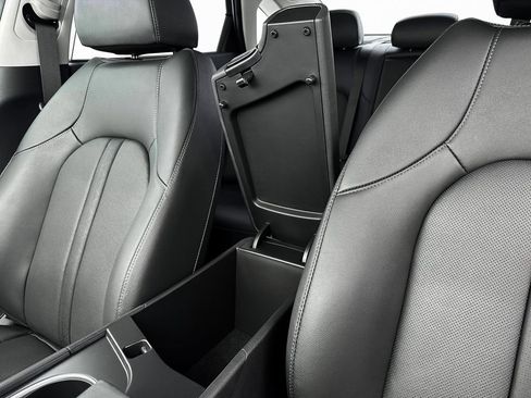 New 2025 Hyundai Sonata Limited image 28