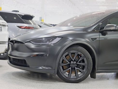 Used 2023 Tesla Model X image 2