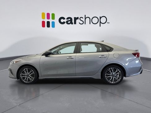 Used 2023 Kia Forte GT-Line w/ GT-Line Technology Package FWD image 2