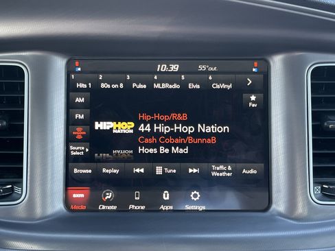 Used 2023 Dodge Charger SXT image 5