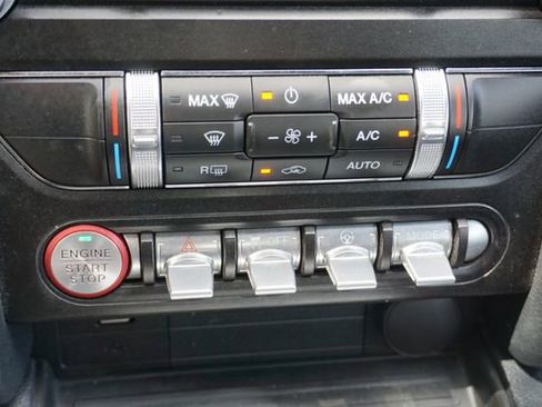 Certified 2020 Ford Mustang Convertible w/ Equipment Group 101A image 17