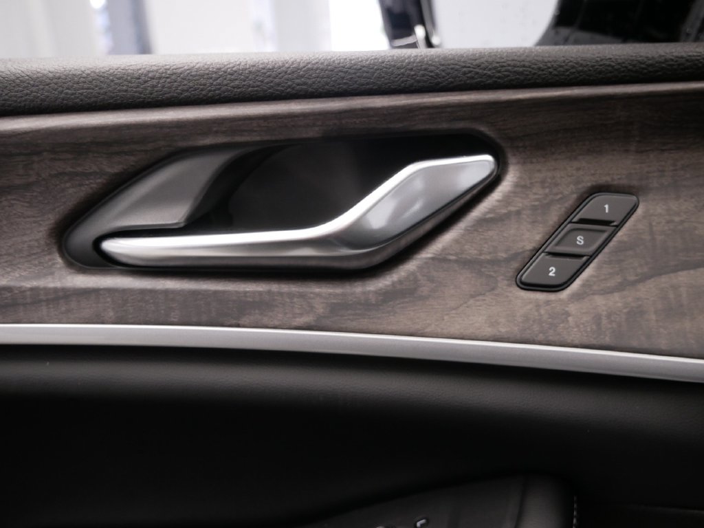 New 2027 Jeep Grand Cherokee Limited AWD/4WD image 19