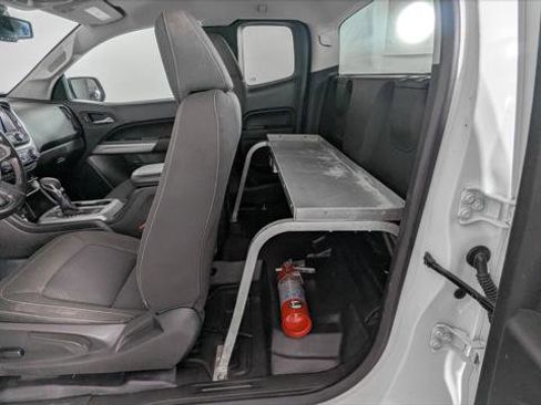 Used 2022 Chevrolet Colorado LT w/ Fleet Safety Package image 16