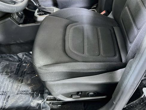 Used 2022 Jeep Renegade Latitude w/ Convenience Group AWD/4WD image 19