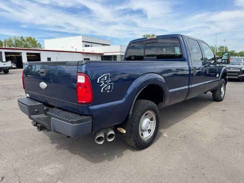 Used 2011 Ford F250 XLT AWD/4WD image 5