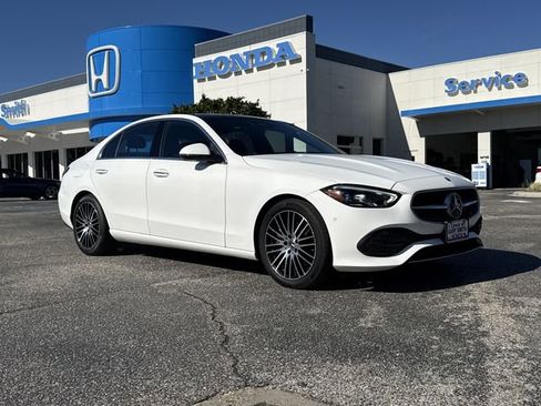 Used 2024 Mercedes-Benz C 300 Sedan image 2