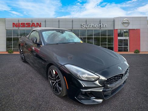 Used 2025 BMW Z4 sDrive30i w/ Premium Package image 1