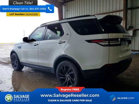 Used 2017 Land Rover Discovery SE AWD/4WD image 3