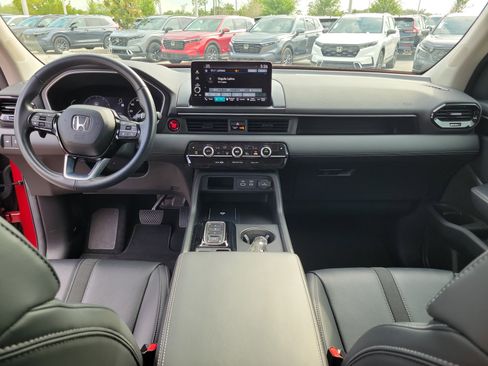 Certified 2024 Honda Pilot EX-L image 16