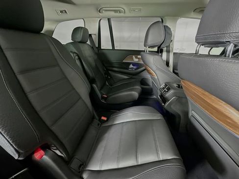 New 2026 Mercedes-Benz GLS 450 4MATIC image 29